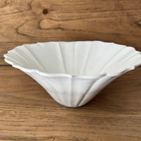 宮田竜司　稜花鉢 （中）  ミ26 (直径約20.5cm)
