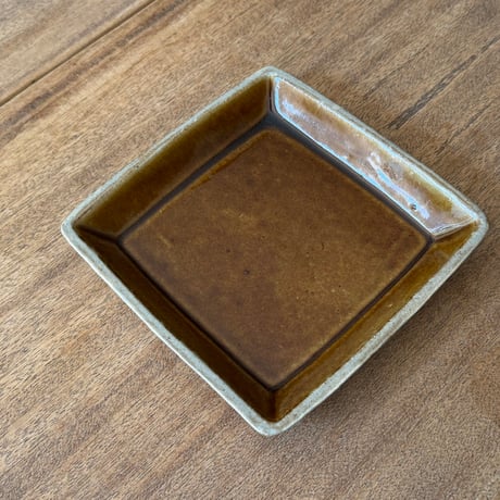 えのきだ窯 榎田智　角皿小 エ6B (約17.5×17.5cm)