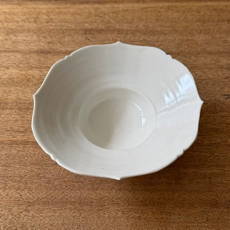 宮田竜司　稜花リム鉢 ミ29A (直径約16cm)