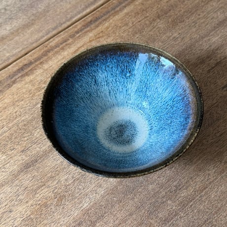 村澤陶苑 村澤享　藁灰釉小鉢 ム21A (直径約15cm)