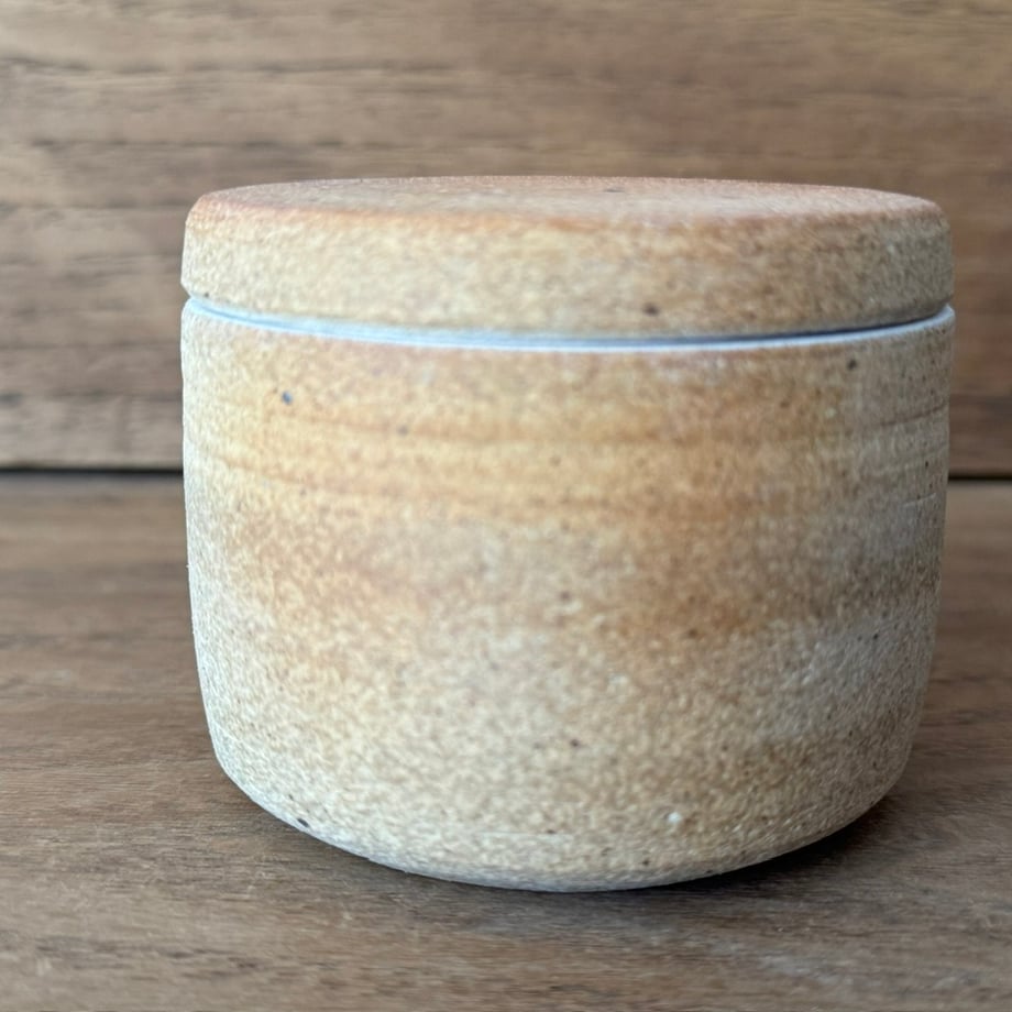 6ad84586628102e203bd366b