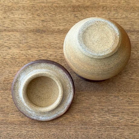 川尻製陶所　塩壷S 下膨れ シS下J