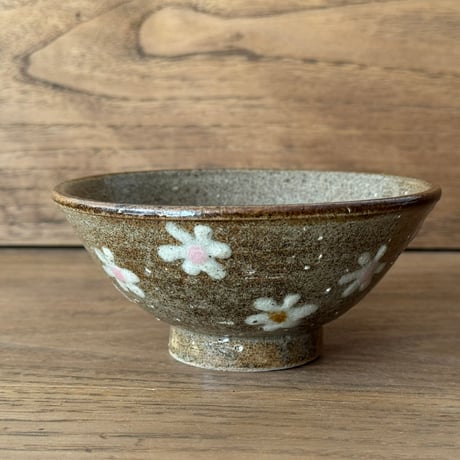 強戸窯　飯碗 (中) AゴめA （直径約12cm)