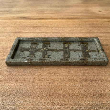 フジタ工作室　 板皿 フ8E （約22×10cm)