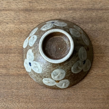 強戸窯　飯碗 (大) Aゴめ大A （直径約13.5cm)