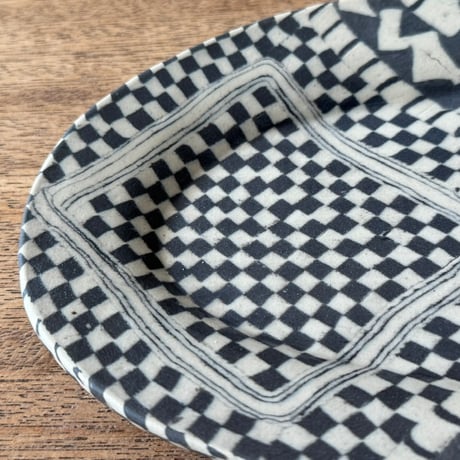 Nerikomico リムオーバル皿 N15B（約24×14cm)