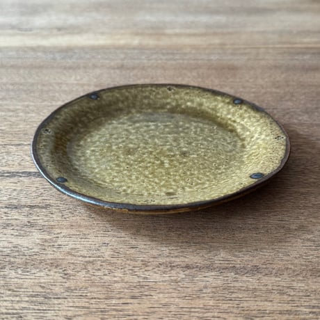 うちだちはる　丸皿 U15A (直径約14cm)