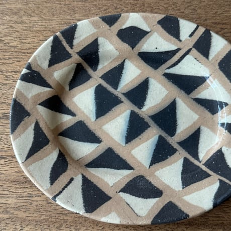 Nerikomico リムオーバル皿 N4B（約15.5×13cm)