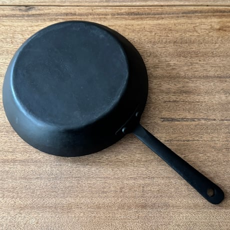 野鍛冶やまご　ちょっと深めの鉄フライパン＆ふたセット 22cm や22フタセット