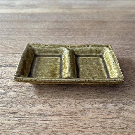 うちだちはる　角わかれ皿 U16B (約11.5×8cm)