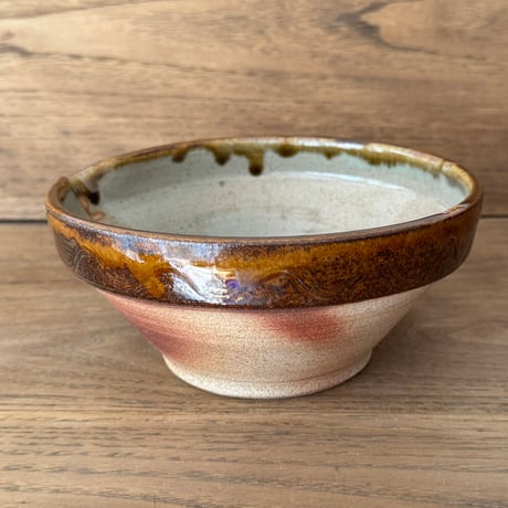 川尻製陶所　片口浅鉢 K5片E （直径約15cm)