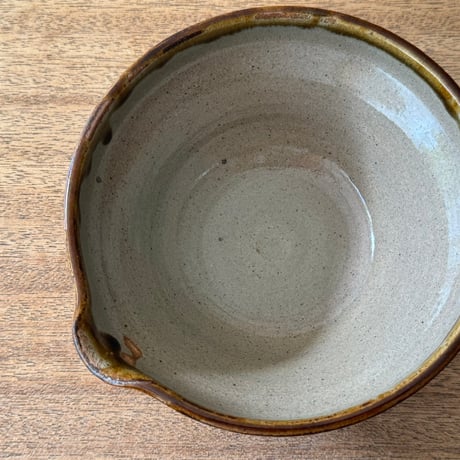 川尻製陶所　片口浅鉢 K5片E （直径約15cm)