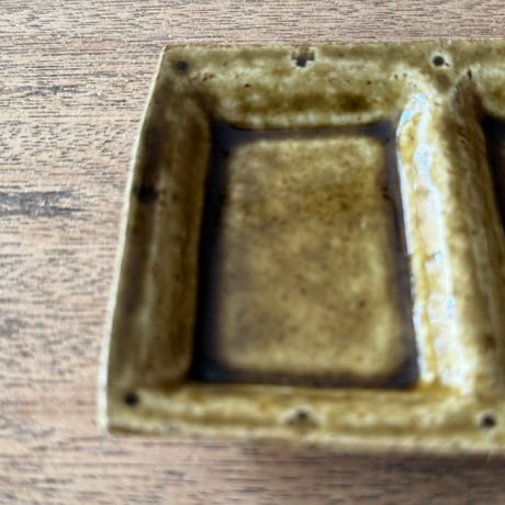 うちだちはる　角わかれ皿 U16A (約11.5×8cm)