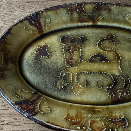 紀窯　中川紀夫　オーバル皿 獅子押紋 K13A (約17×12cm)