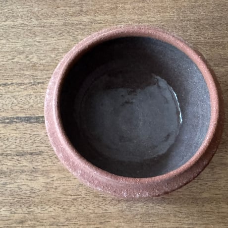 ツグムイロ　ラクダふた小物入れ  T14