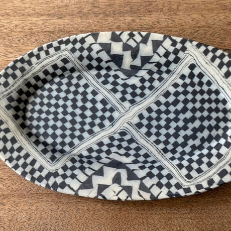 Nerikomico リムオーバル皿 N15A（約24×14.5cm)