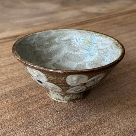 強戸窯　飯碗 (大) Aゴめ大A （直径約13.5cm)