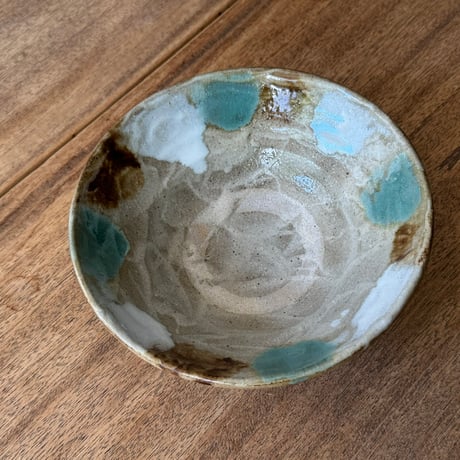 強戸窯　平どんぶり（中）ゴ平どB（直径約17.5cm)