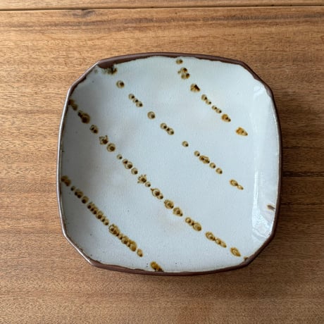 セレン のあ　四角おにぎり皿 セ2B（約22×21.5cｍ）