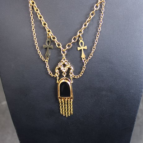PALACE NECKLACE