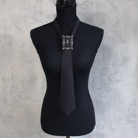 GAKUBUCHI TIE