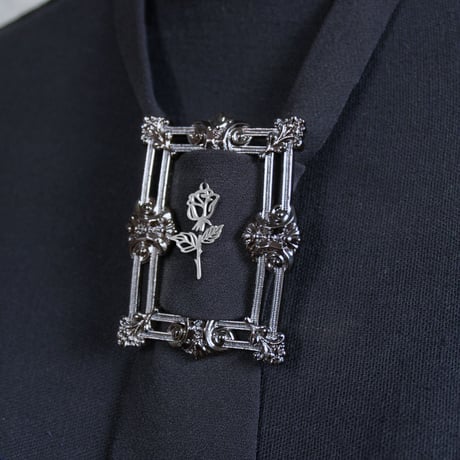 GAKUBUCHI TIE