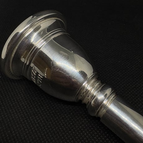 BrassLab.MOMO 327H（ユーロシャンク）