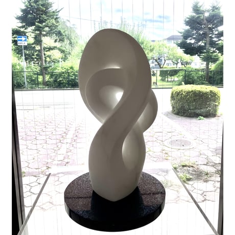 ケイト・トムソン「Serenity(寂光)」