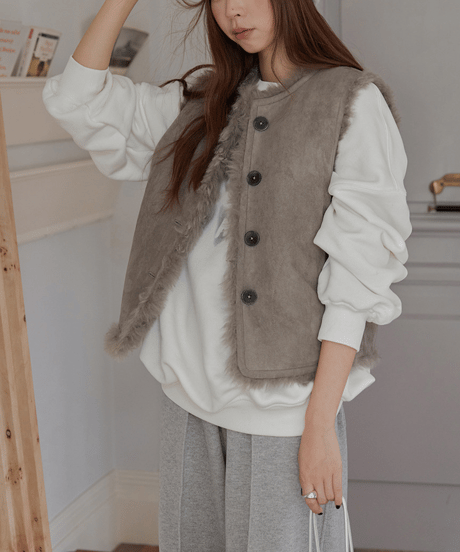 faux fur vest　hm3268