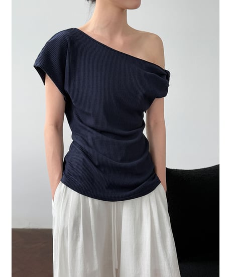 asymmetric ribbed top / 2color　hm3019