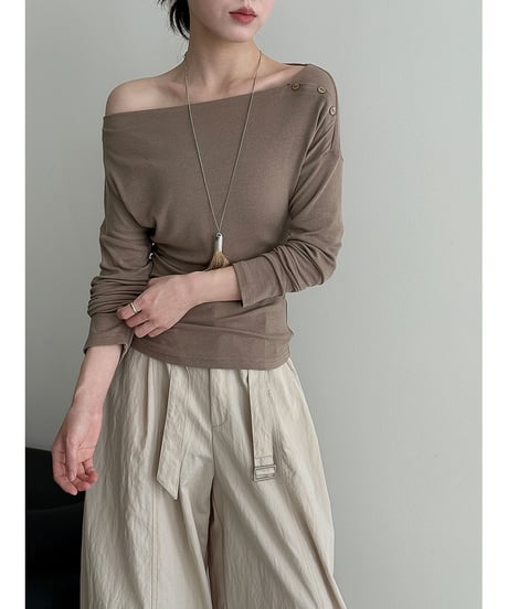 asymmetric button knit / 4color　hm3219