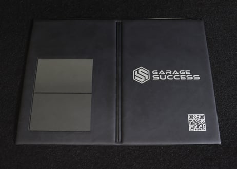 GARAGE SUCCESS 車検証ケース ブラック 高級レザー調 オリジナル車検証入れ