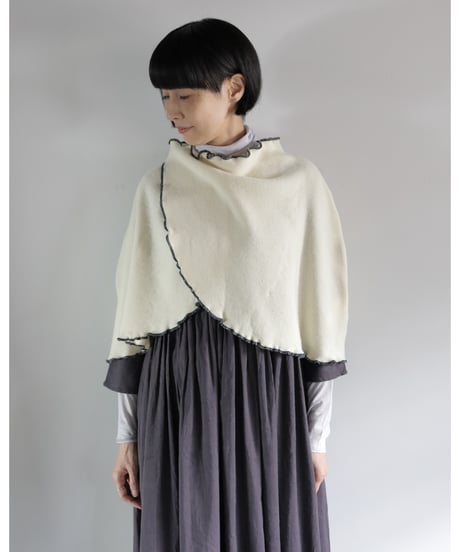 quitan / PONCHO <off white>