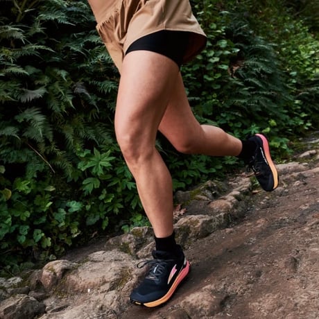 ALTRA LONE PEAK 9+ W BLACKKNOCKOUTPINK/ローンピーク9プラス ウィメンズ ブラックノックアウトピンク