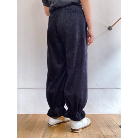 ＜受注＞ 内田ミシン　コーデュロイドロワーズ・ブラック