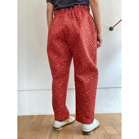 内田ミシン　キルティングテーパードパンツ