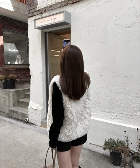 volume boa vest