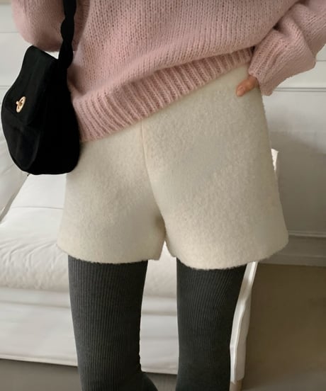 soft tweed short pants