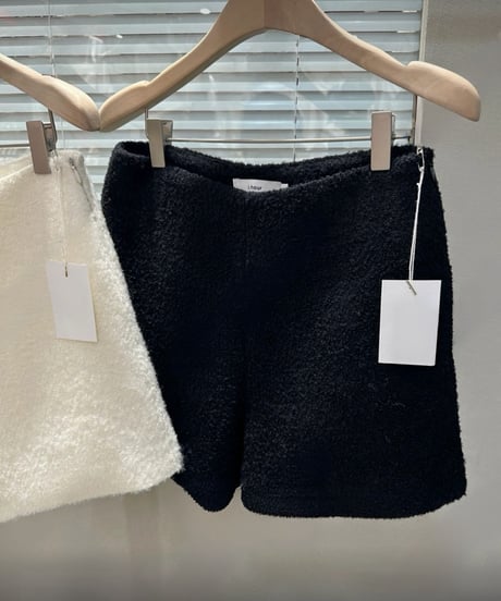 soft tweed short pants