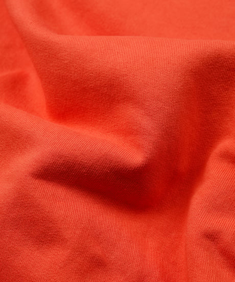 1027 / Hooded Pull Over