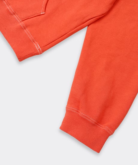 1027 / Hooded Pull Over