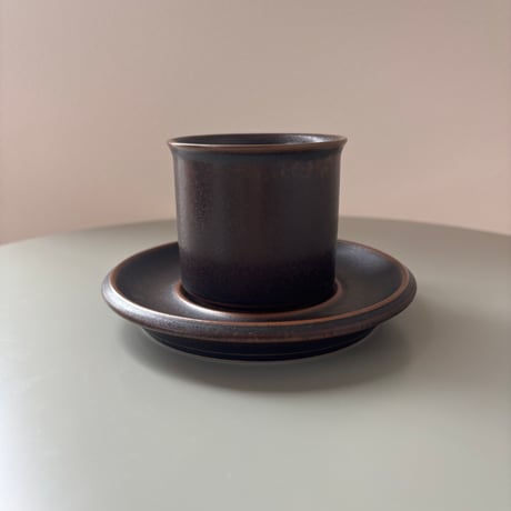 ARABIA Ulla Procope "Ruska" Cup&saucer❶