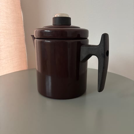 Finel/ARABIA/Wärtsilä Antti Nurmesniemi 1957 coffee pot small Brown