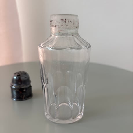 ▲20c Finland Spice glass Bottle