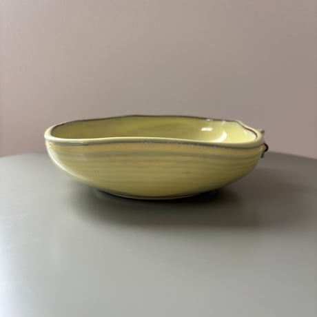 1950's ARABIA Leaf Handle Bowl