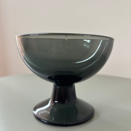 1956 Saara Hopea Nuutajarvi Finland Ice cream glass bowl 5379 Gray❶