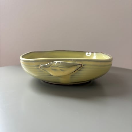 1950's ARABIA Leaf Handle Bowl
