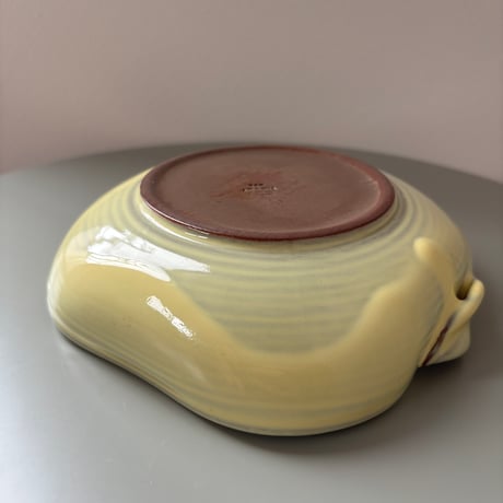 1950's ARABIA Leaf Handle Bowl