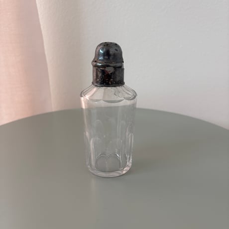 ▲20c Finland Spice glass Bottle