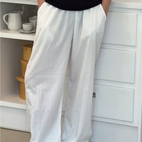 Airy Pleated Wide Pants